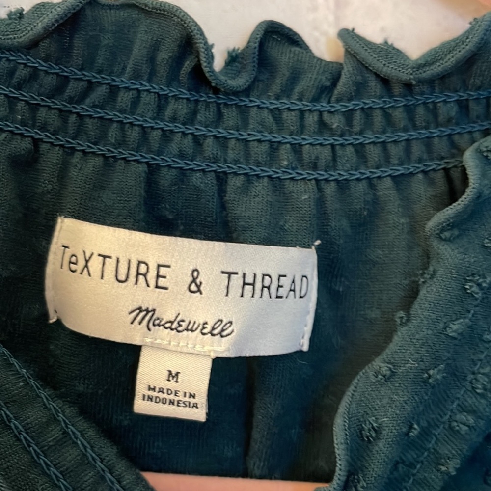 MadeWell Texture & Thread Blouse - Picture 4 of 7